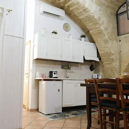Terra E Marte Casa Vacanza Bari Exterior foto